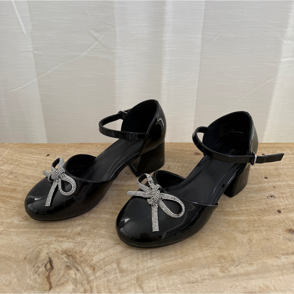 Nordstrom Kids Leilani black sparkly bow pump | dress shoe party | size 2 - Picture 4 of 11